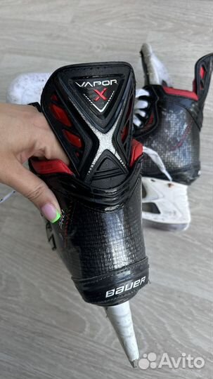 Хоккейные коньки bauer