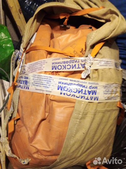 Спасательный плотик-палатка,надувной,с зипом