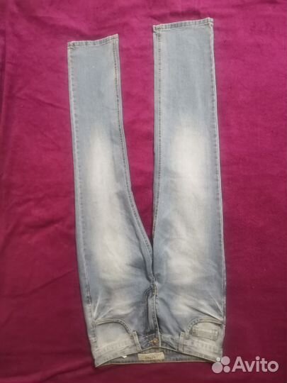 Джинсы