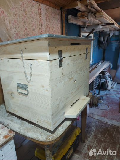 Улей для пчел новый
