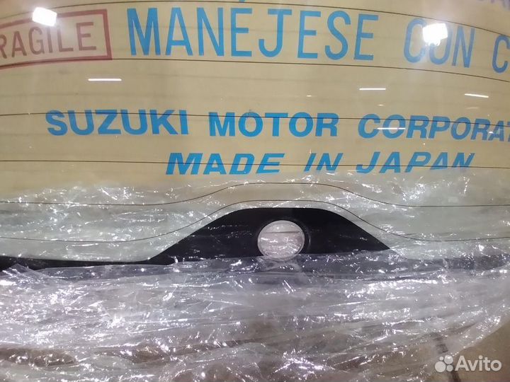 Стекло заднее крышки багажника Suzuki Grand Vitara