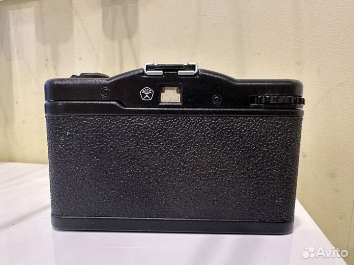 Плёночный фотоаппарат ломо