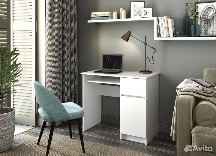 Стол письменный IKEA