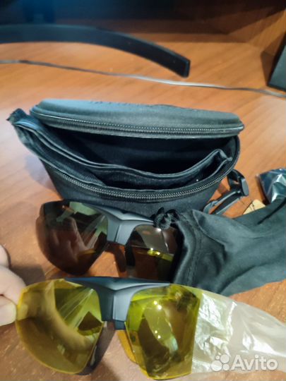 Солнцезащитные очки