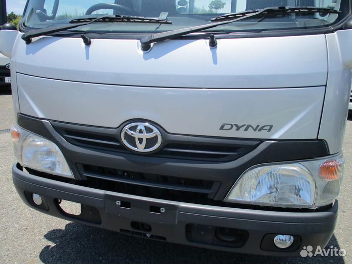 Toyota Dyna, 2015