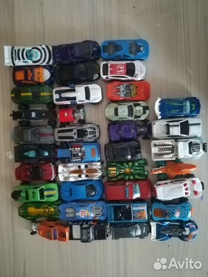 Машинки HotWheels