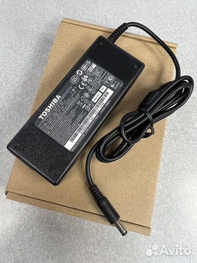 Блок питания для ноутбука Toshiba 19v 4.74a 90w