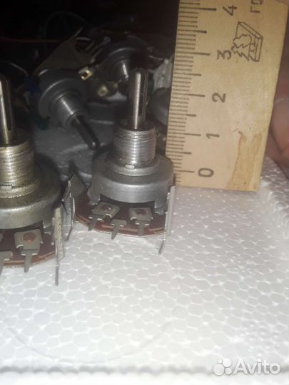 Резисторы переменные RFT