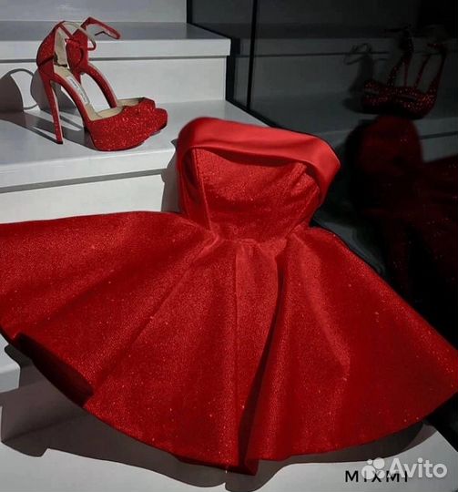 Вечернее платье