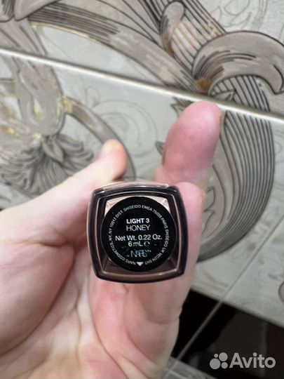 Nars консилер honey