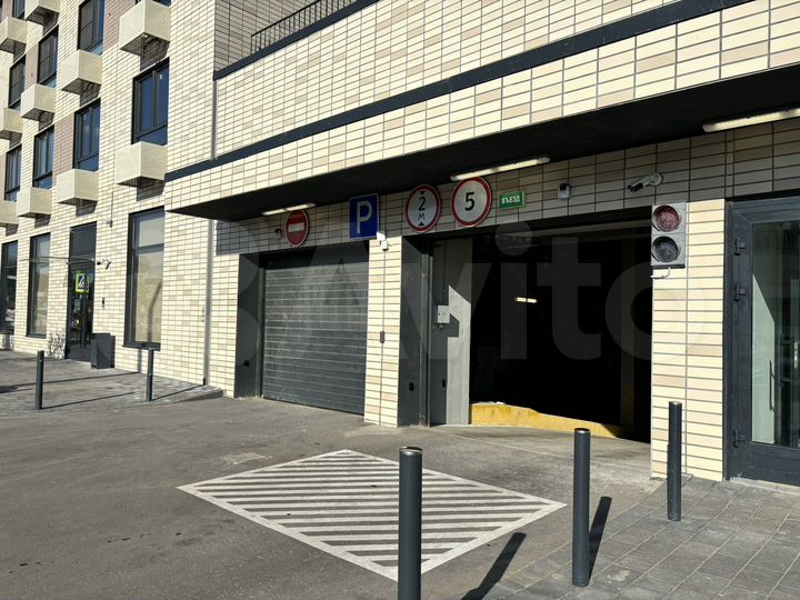 Машиноместо, 14 м²