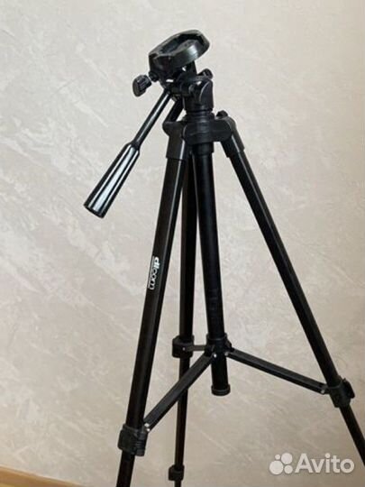 Штатив трипод Dicom напольный