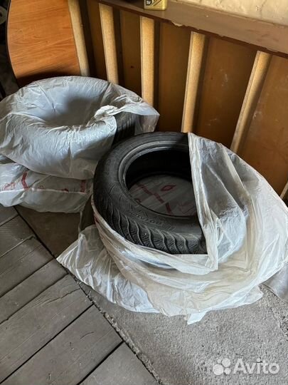 Зимняя резина б/у r17