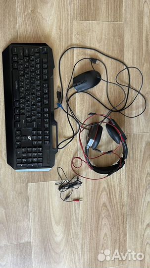 Беспроводная клавиатура и мышь и наушники