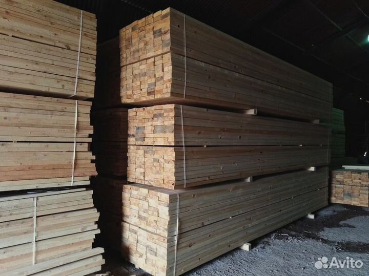 Сосновые доски, натуральность и экологичность в каждом фрагменте