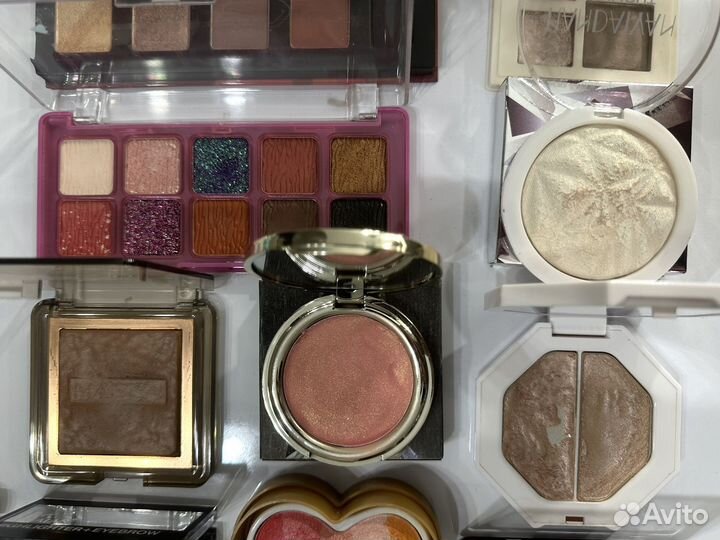 Пакет косметики / набор визажиста