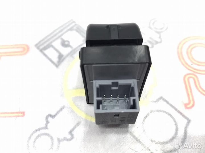 Кнопка стеклоподъемника Audi Q5 (8R) 2008-2012