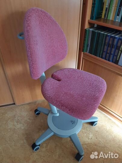 Детский растущий стул Maximo немецкой фирмы Moll