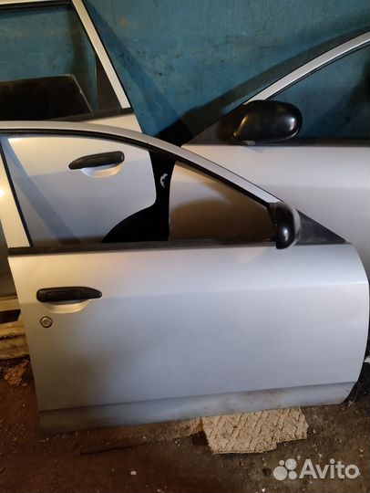 Двери боковые