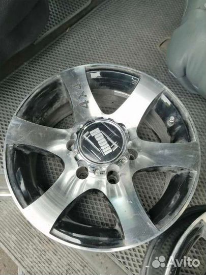 R15 Accelera Accelera 105/20, PCD 6x139.7 DIA 108
