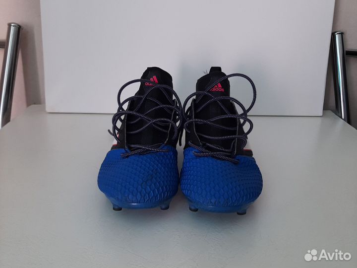 Футбольные бутсы adidas 36.5 р