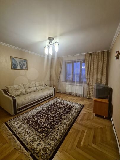 2-к. квартира, 56 м², 5/5 эт.