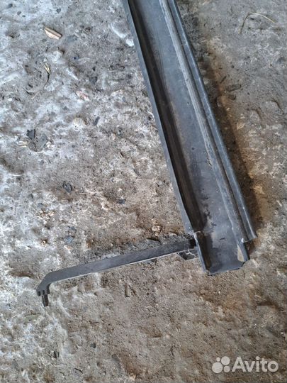 Накладка Люка Mercedes W211