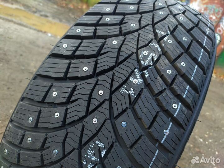 Triangle IcelynX TI501 205/50 R17 93T