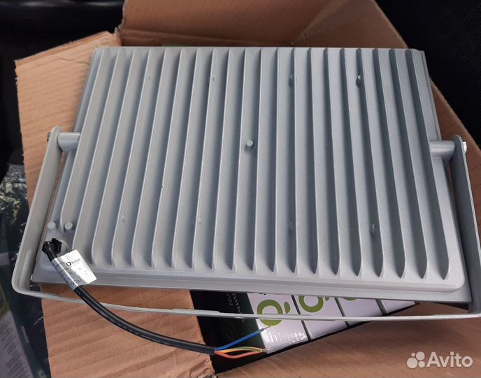 Мощные светодиодные прожектора 300Вт