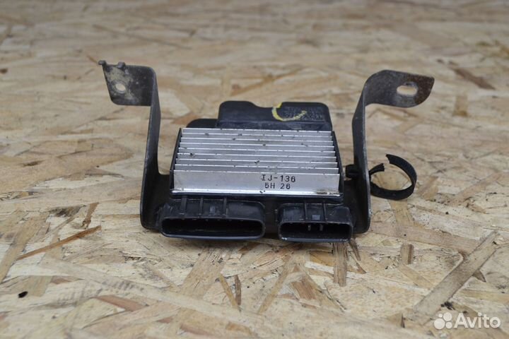 Блок управления форсунками Toyota Noah R60