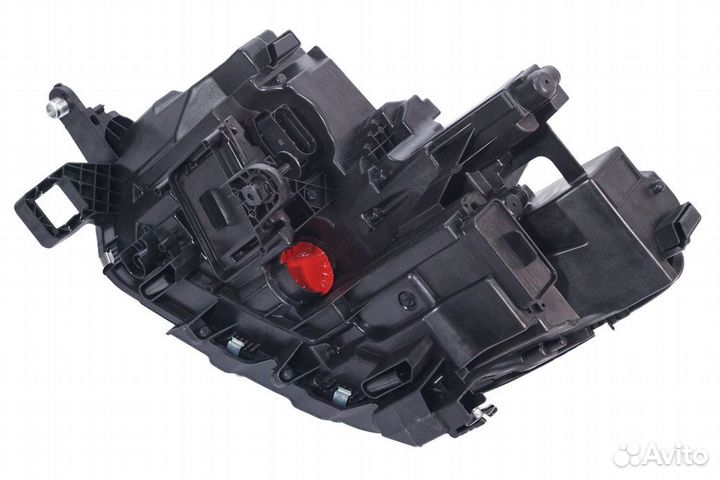 Фара правая Volkswagen Polo 6