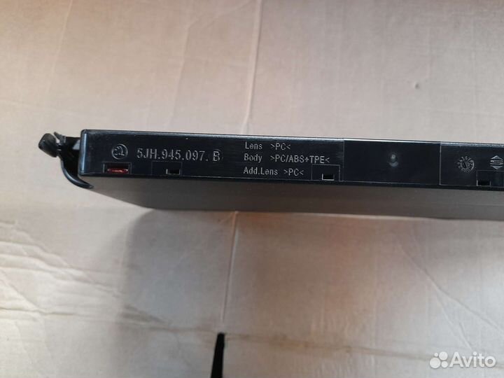 Фонарь задний (стоп сигнал) Skoda Rapid