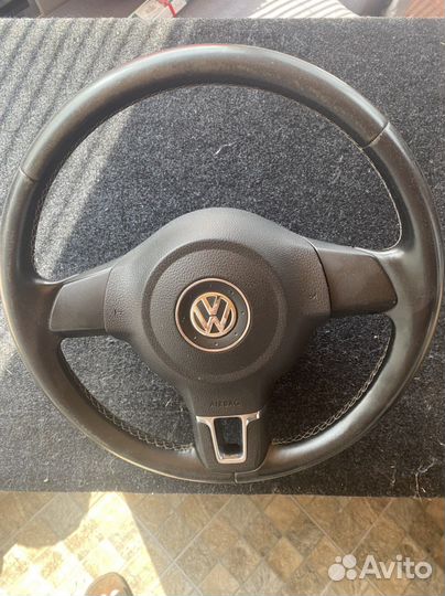 Кожаный руль volkswagen golf 6