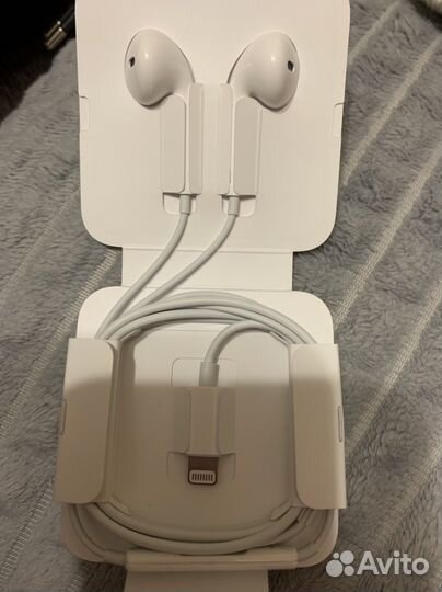Наушники earpods
