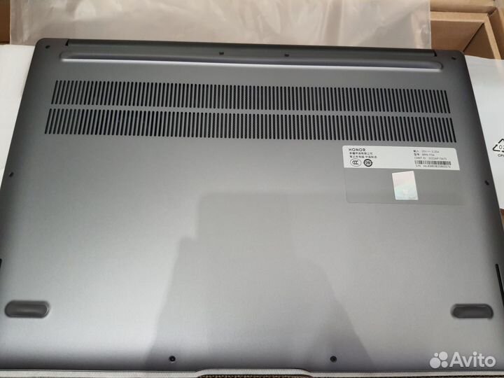 Honor magicbook x16 2023 i5 16/512