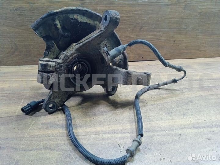 Кулак поворотный лев Киа Спектра