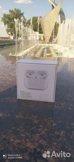 Беспроводные наушники apple airpods