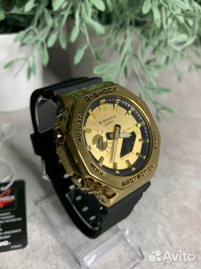 Часы Casio G-Shock GM-2100