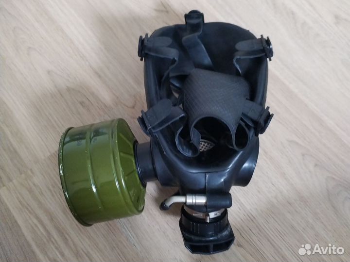 Противогаз гп 7 новый с сумкой и фильтром