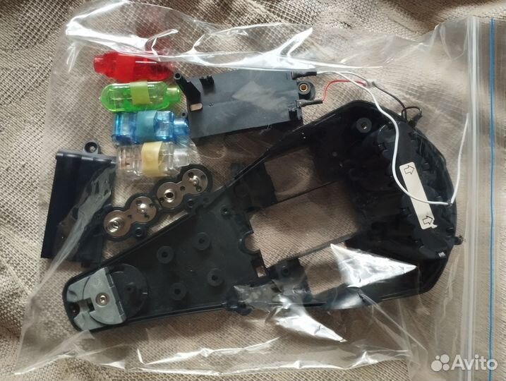 Робот-шпион журналы, детали