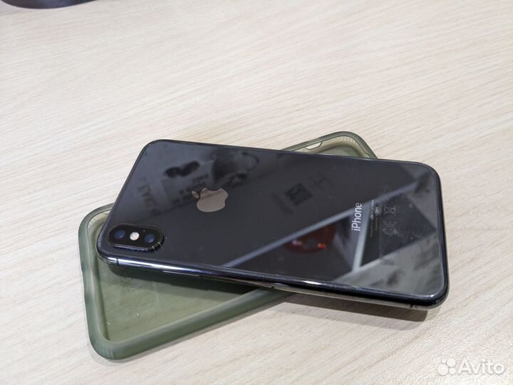 iPhone X, 256 ГБ