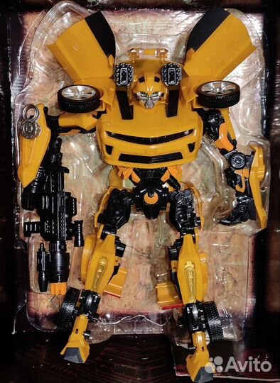 Робот трансформер бамблби
