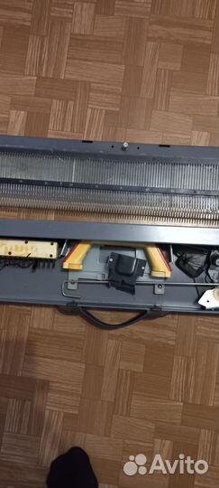 Вязальная машина нева 5