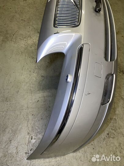 Бампер передний Volvo V70 SW Бампер в сборе