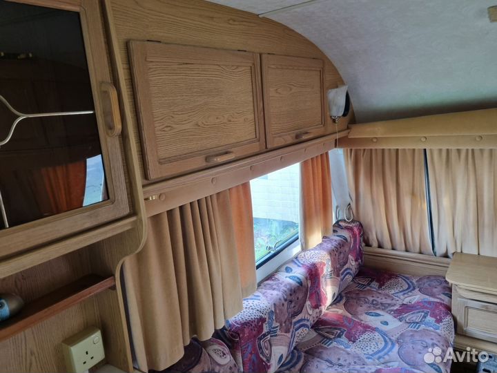 Прицеп-дача Avondale Mayfair, 2000