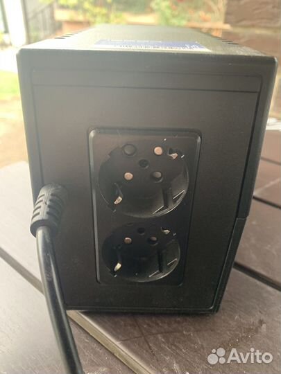 Ибп бесперебойник Ippon