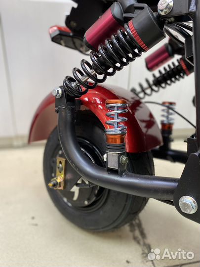 Комфортный электробайк с двумя сиденьями