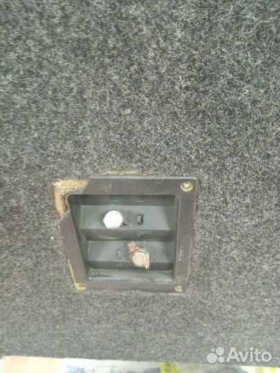 Сабвуфер AQ 12