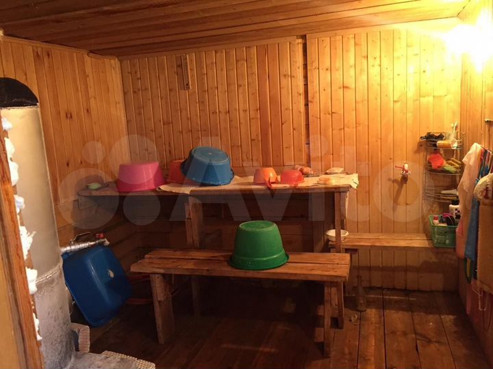 Дом 35 м² на участке 6,4 сот.