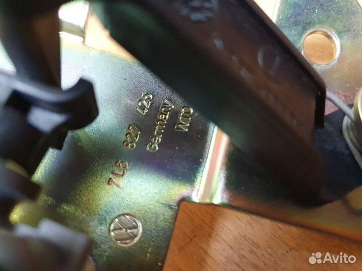 Активатор замка багажника Volkswagen Touareg